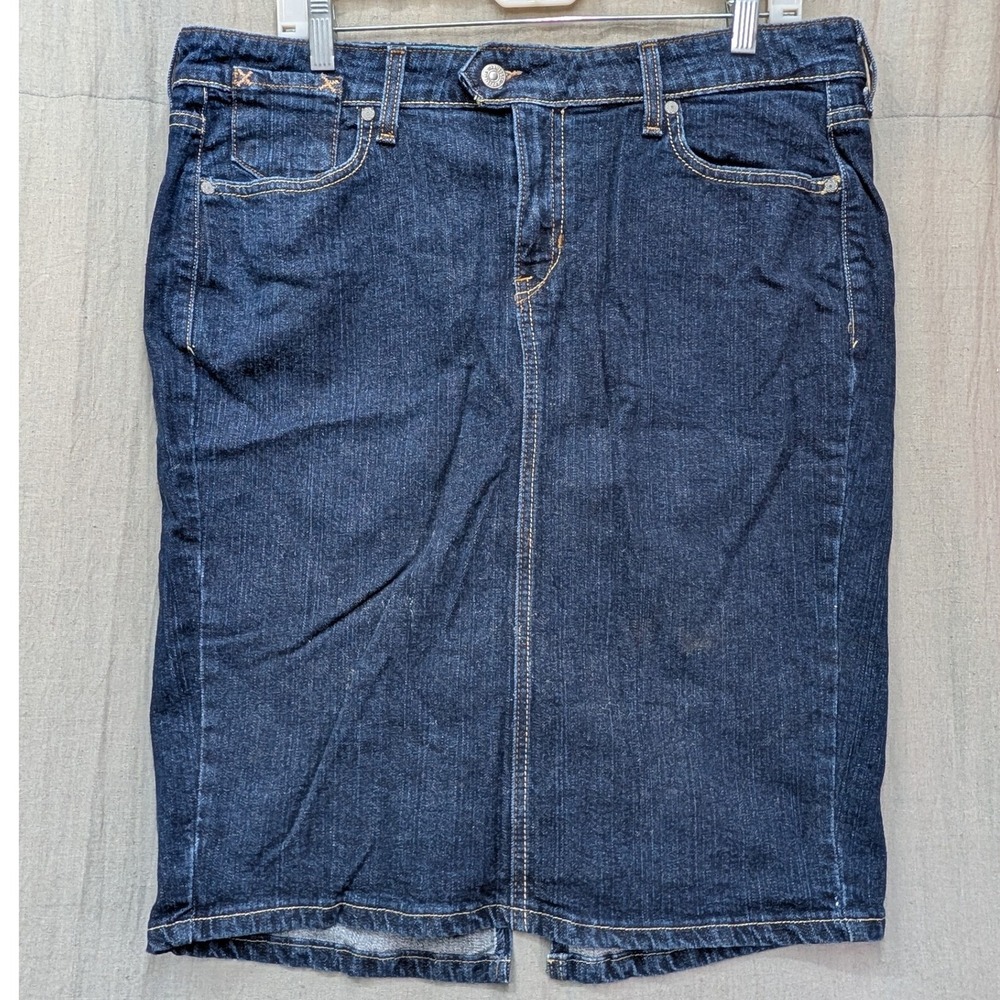 Levis Jeans Womens Size 16 Dark Wash Denim Pencil Skirt Knee Length Back Slit